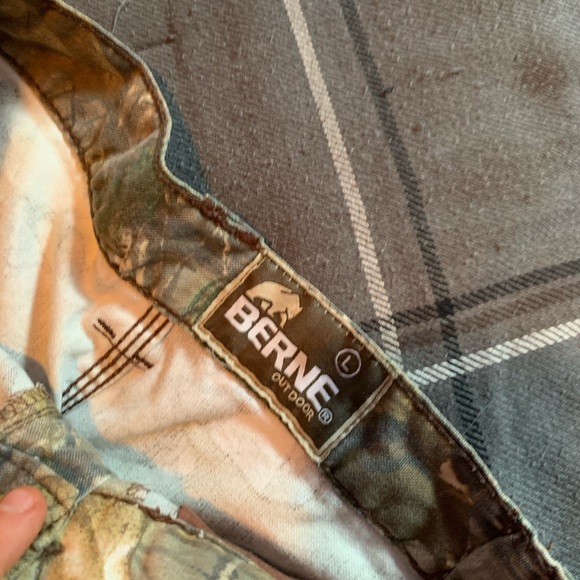 WOMENS CAMO JEANS - Picture 3 of 3